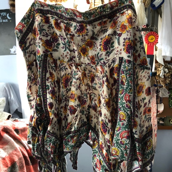 AEO tank never worn! - Picture 2 of 6